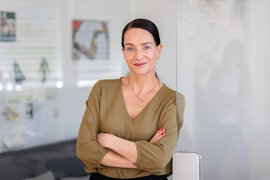 Michaela van Bebber Portrait | © SIMOarts.com - Simone Kessler